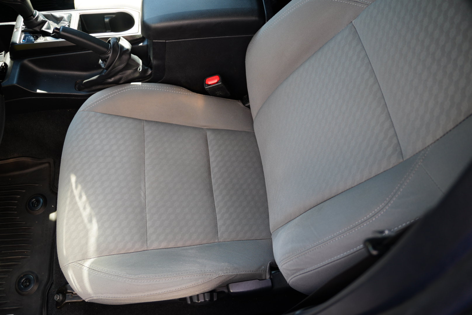 2020 Toyota Tacoma SR Access Cab photo 9