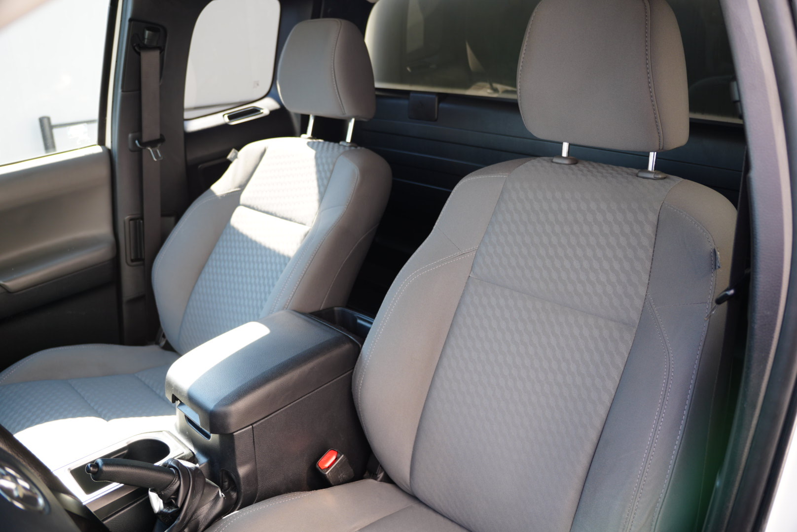 2020 Toyota Tacoma SR Access Cab photo 10