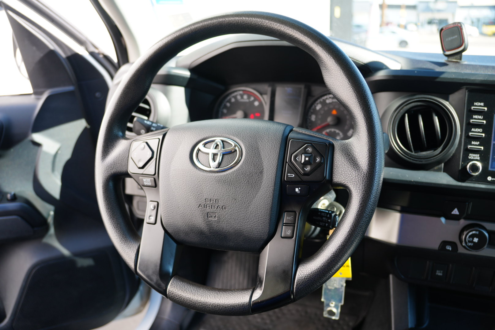 2020 Toyota Tacoma SR Access Cab photo 13