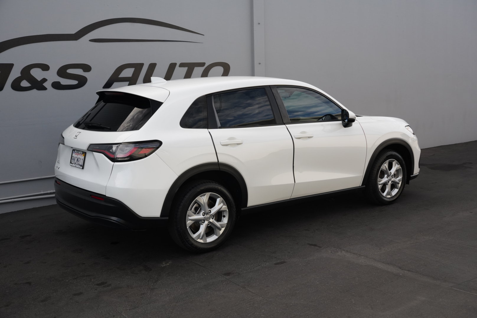 2023 Honda HR-V LX photo 4