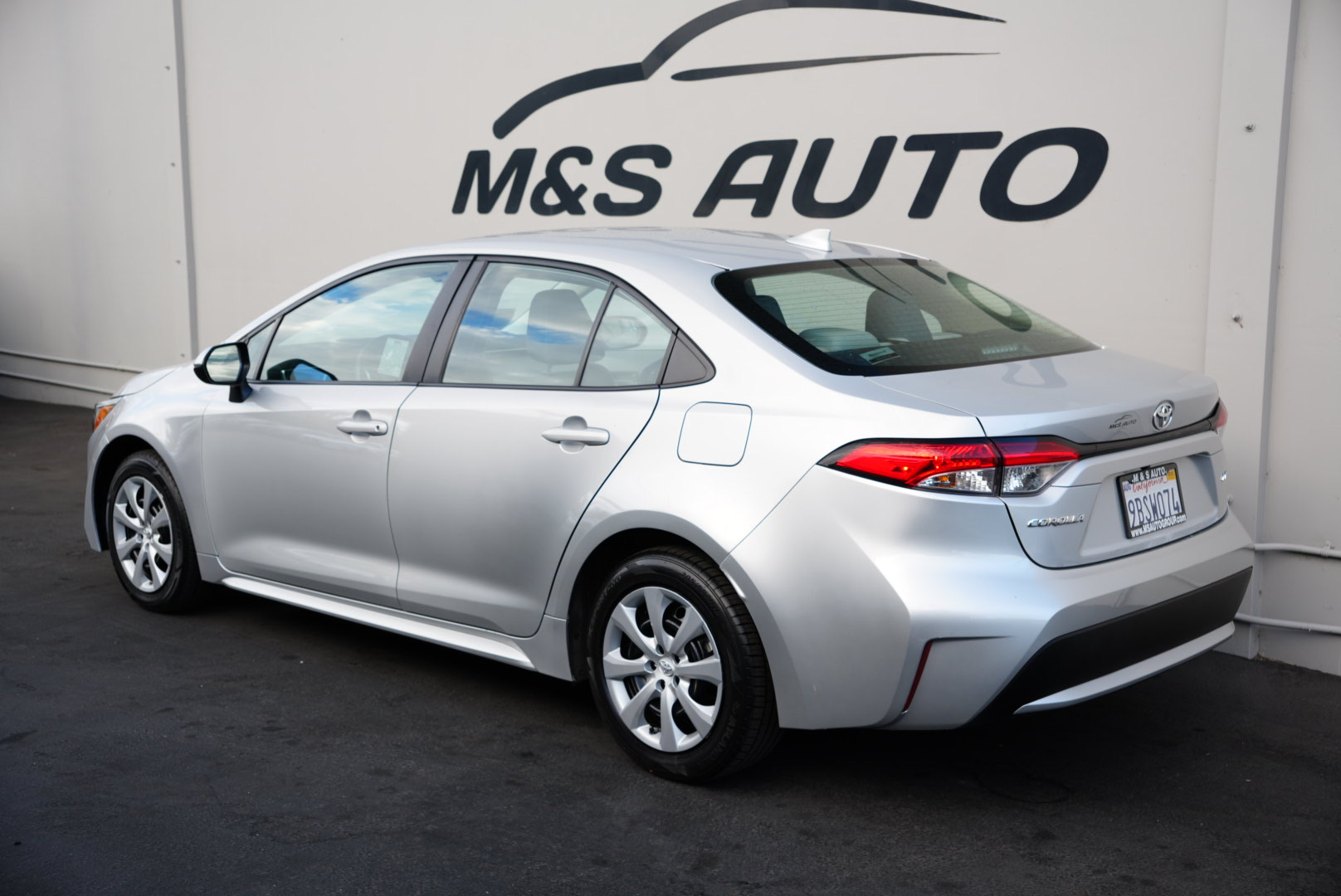2022 Toyota Corolla LE photo 6