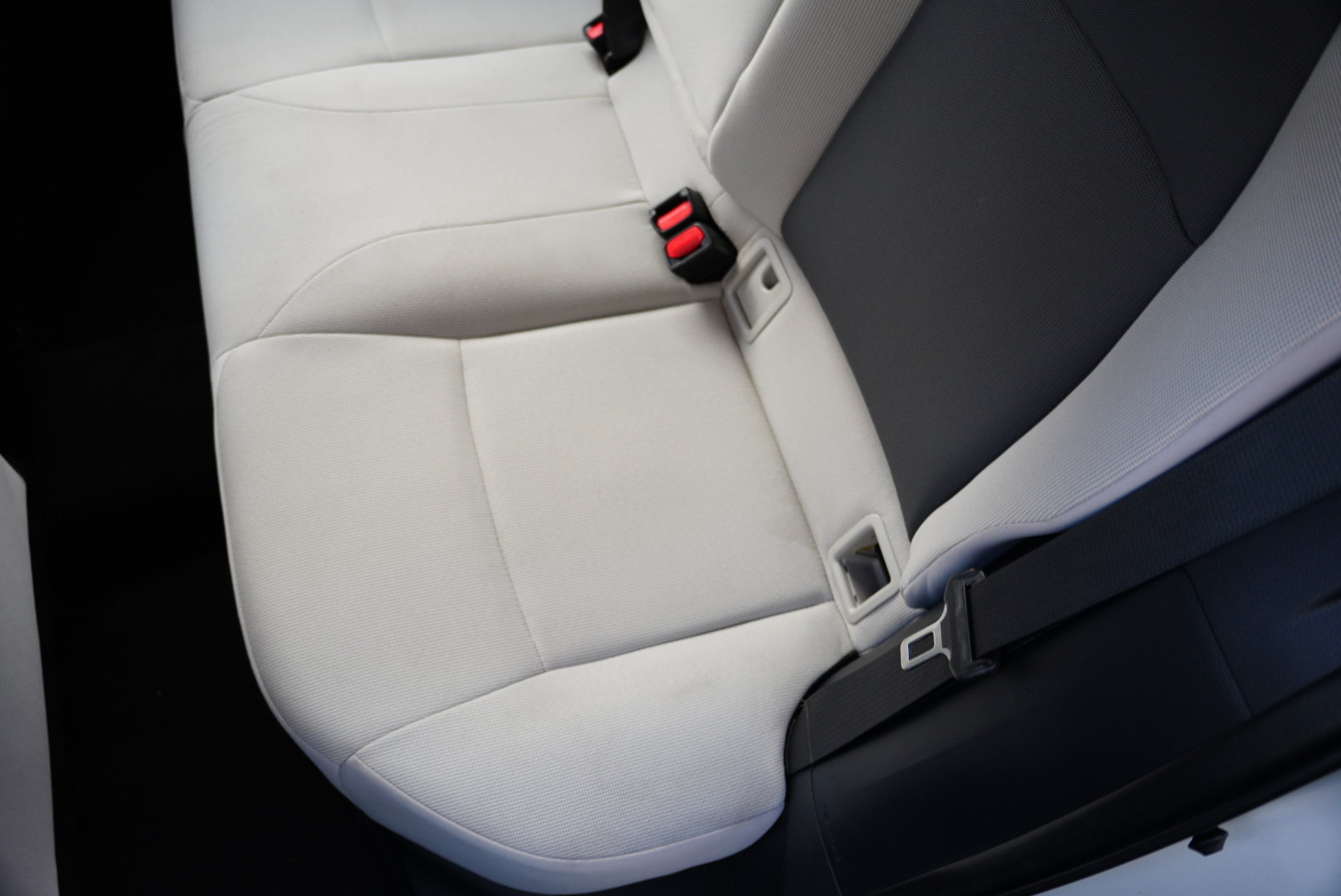 2022 Toyota Corolla LE photo 13