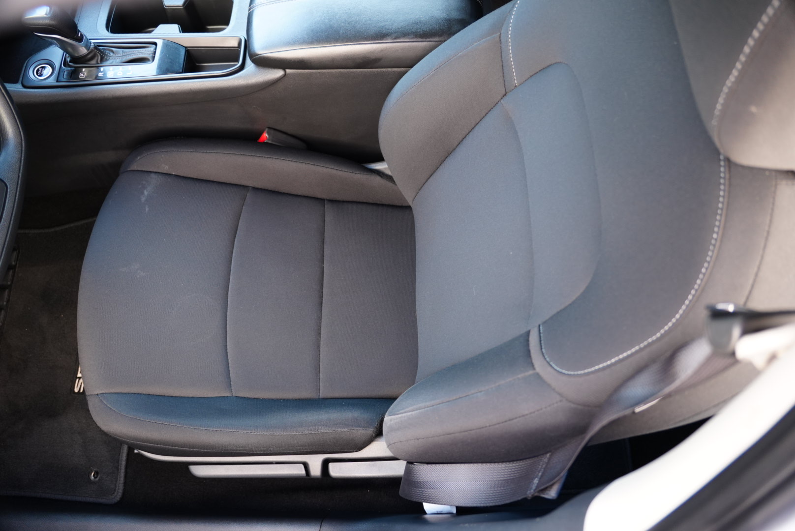 2024 Nissan Sentra S photo 9