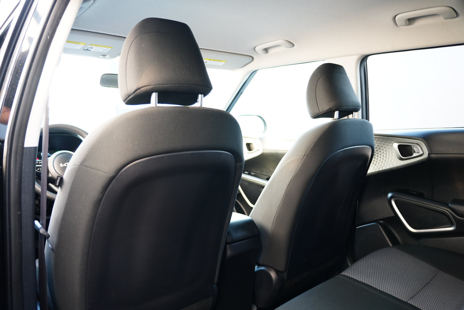 2023 Kia Soul LX photo 13