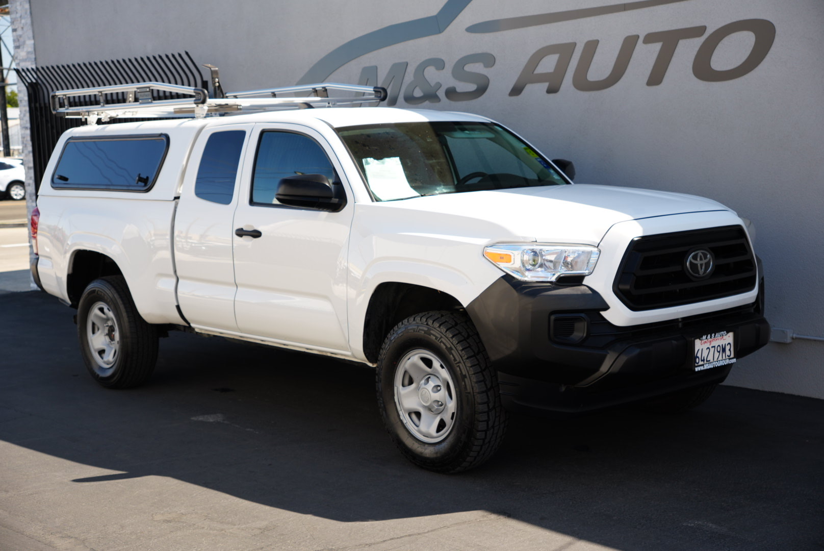 2021 Toyota Tacoma SR photo 3