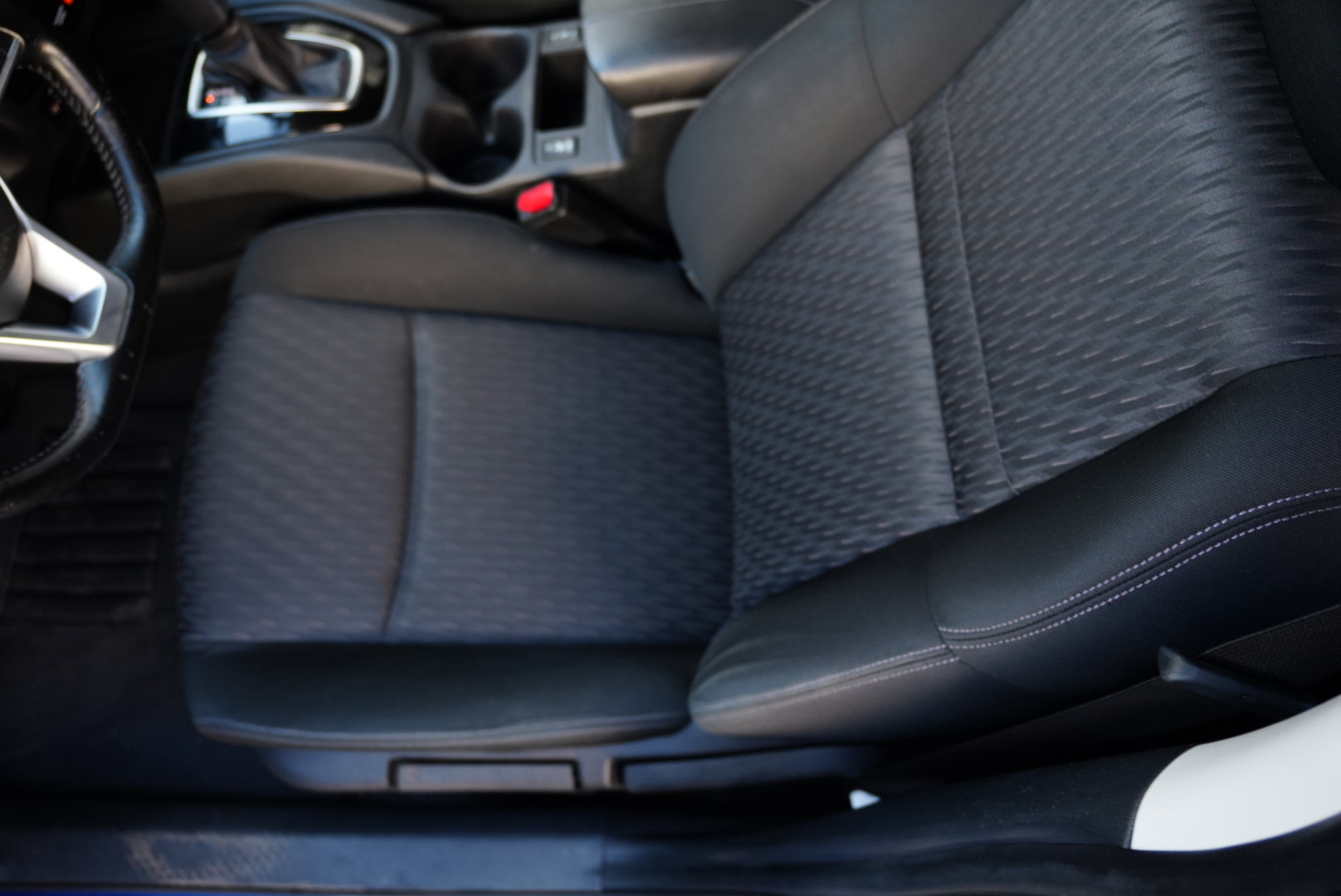 2020 Nissan Rogue S photo 9