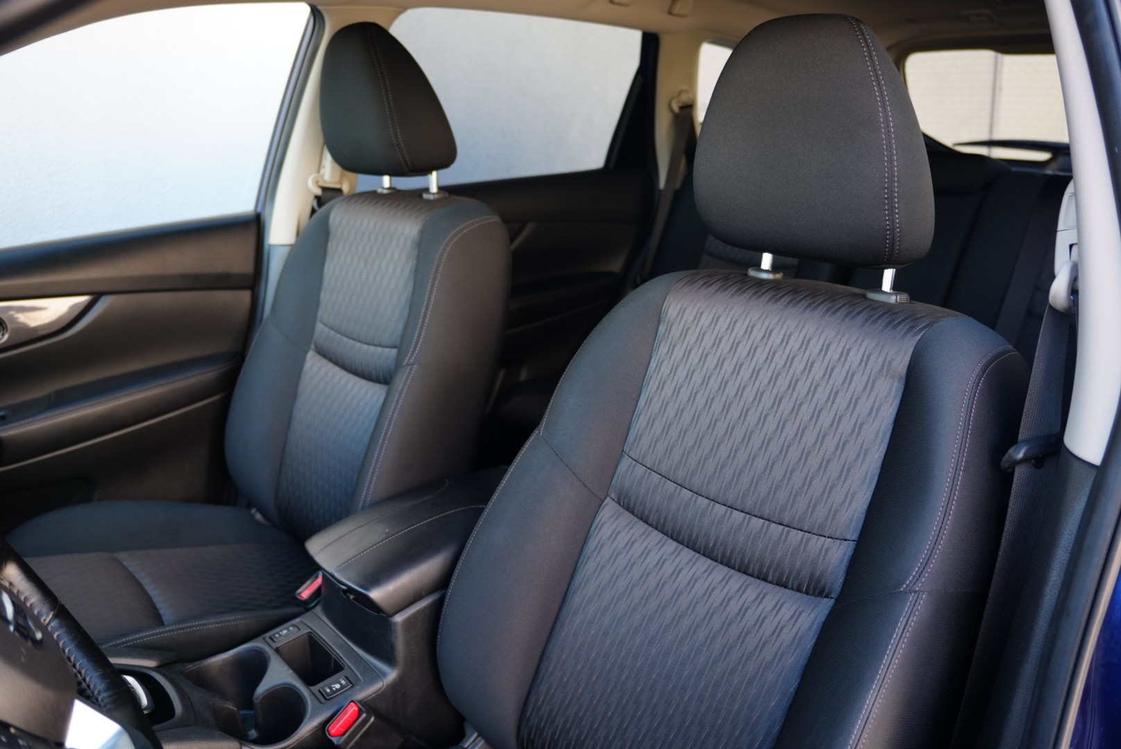 2020 Nissan Rogue S photo 10