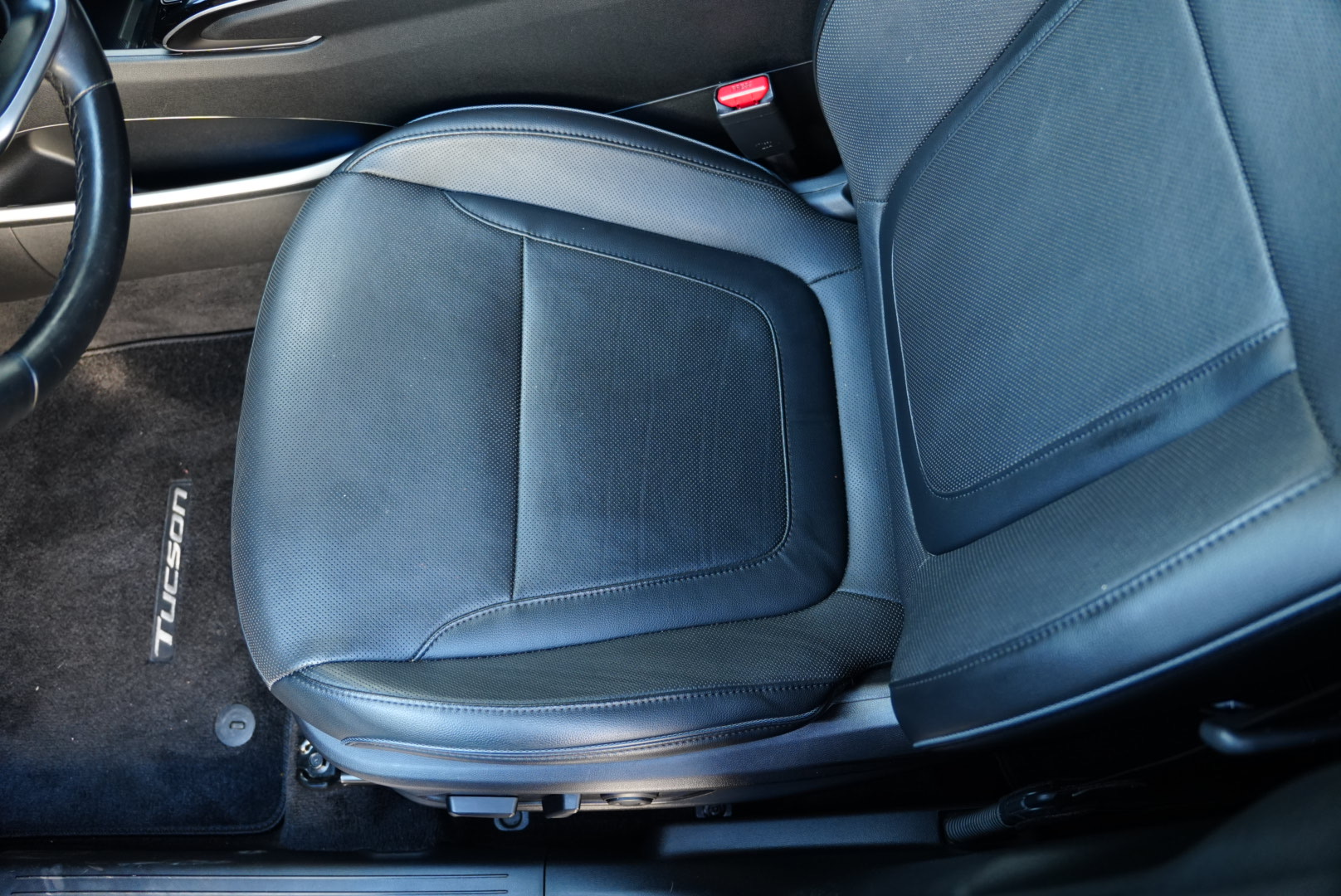 2022 Hyundai Tucson Limited photo 9