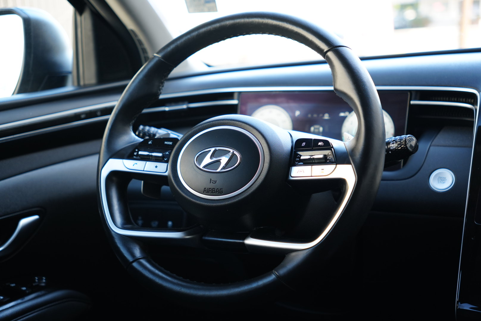 2022 Hyundai Tucson Limited photo 17
