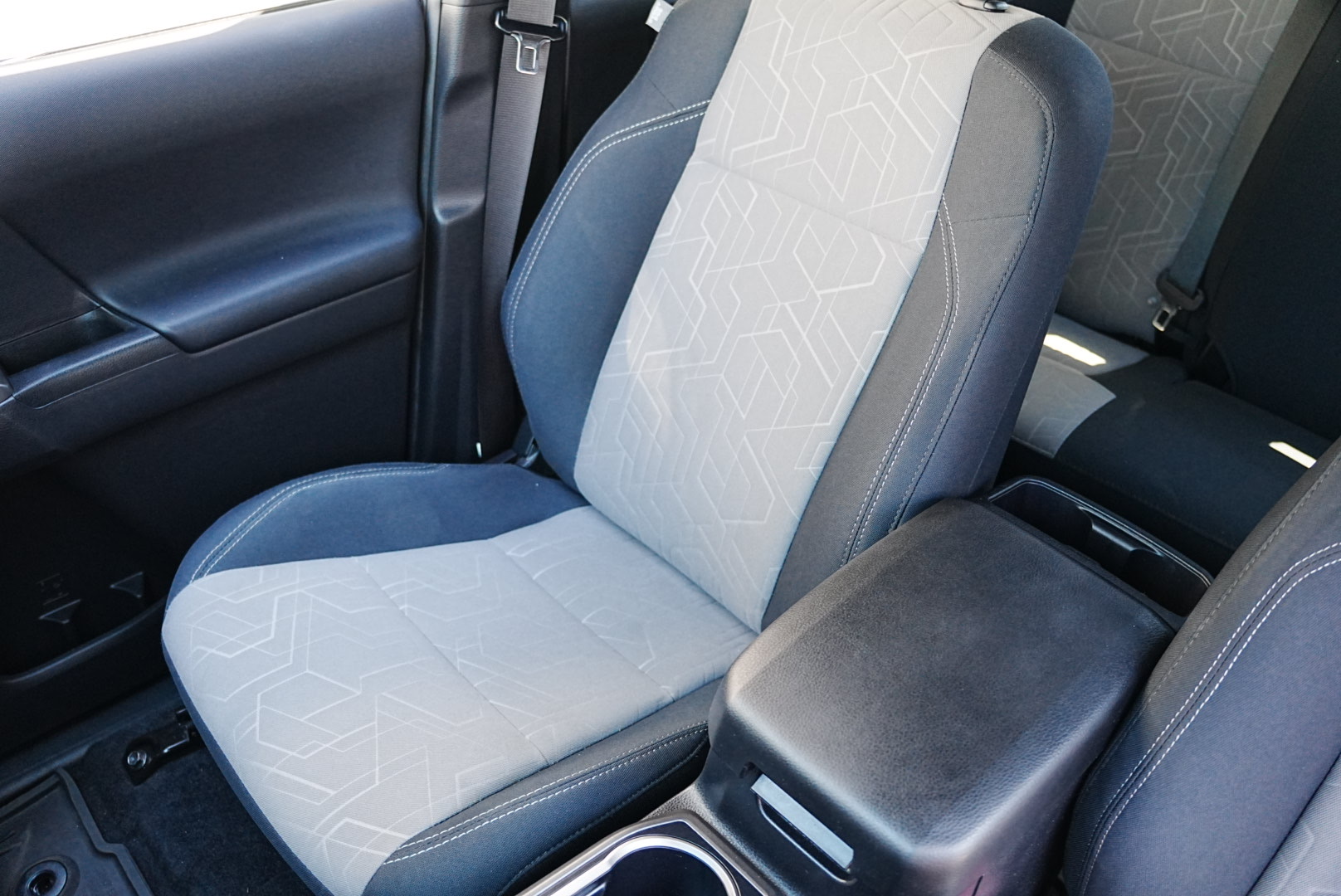 2022 Toyota Tacoma TRD Double Cab V6 photo 12