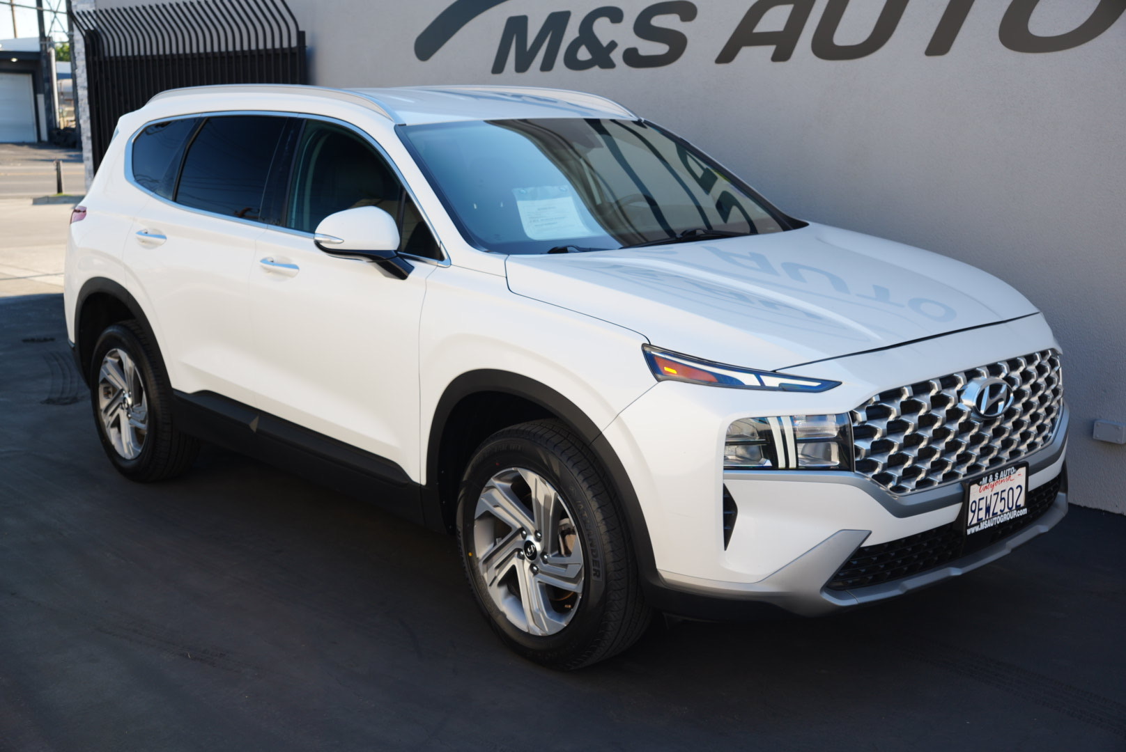 2023 Hyundai Santa Fe SEL photo 4
