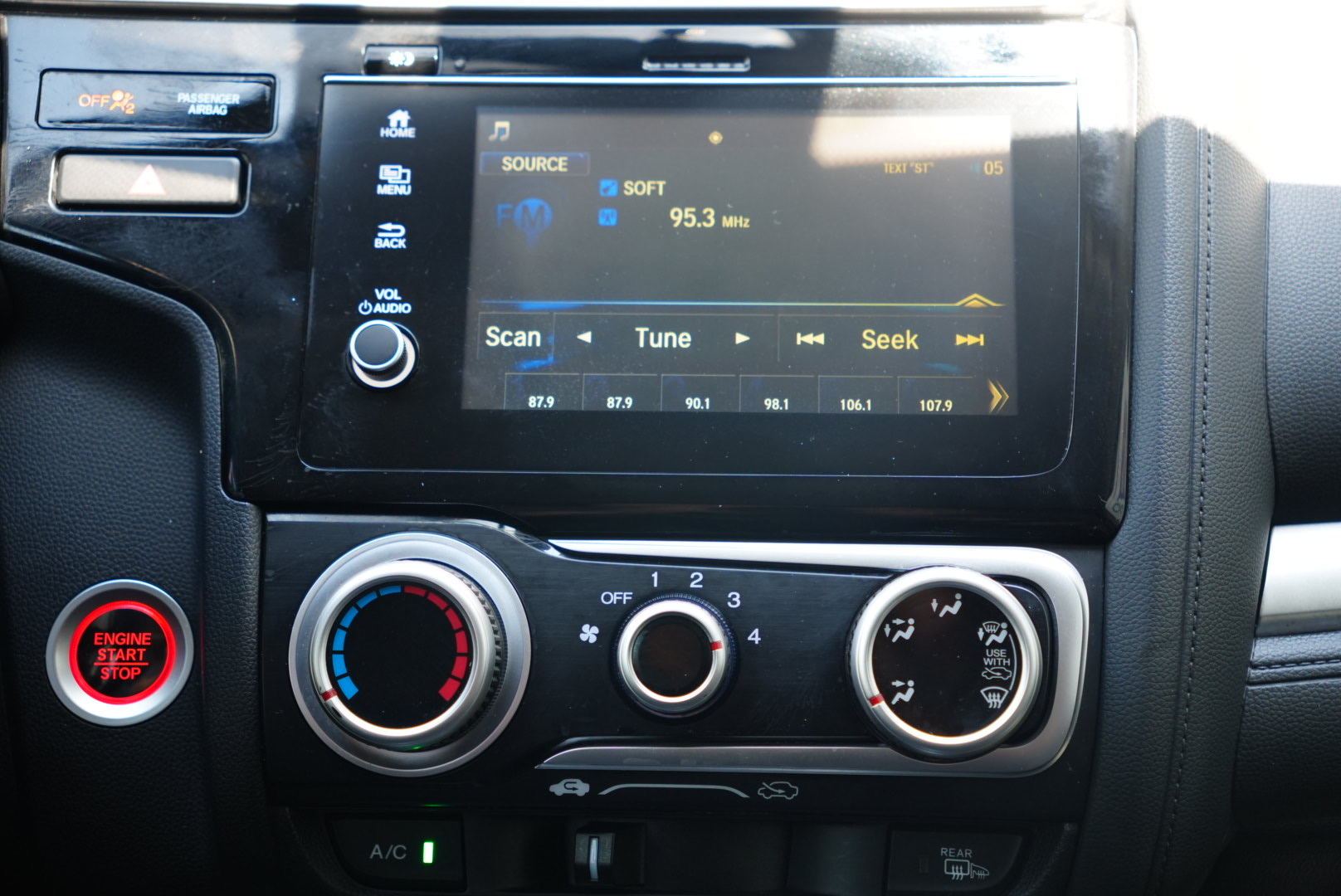 2020 Honda Fit EX-L photo 17