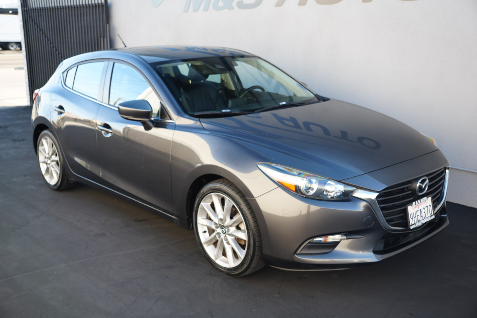 2017 Mazda Mazda3 Touring 2.5 photo 4