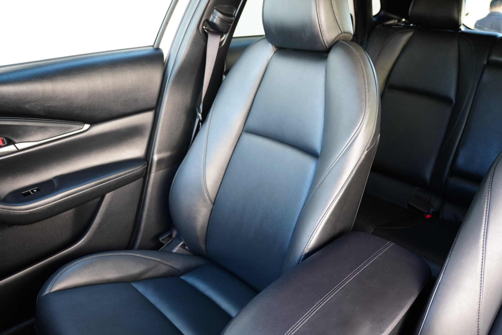 2023 Mazda CX-30 2.5 Select photo 10