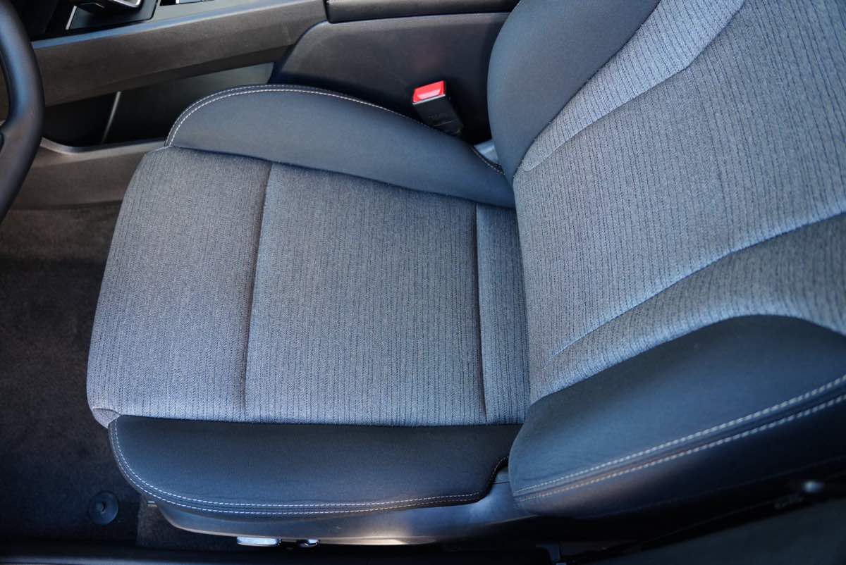 2023 Nissan Rogue SV photo 4