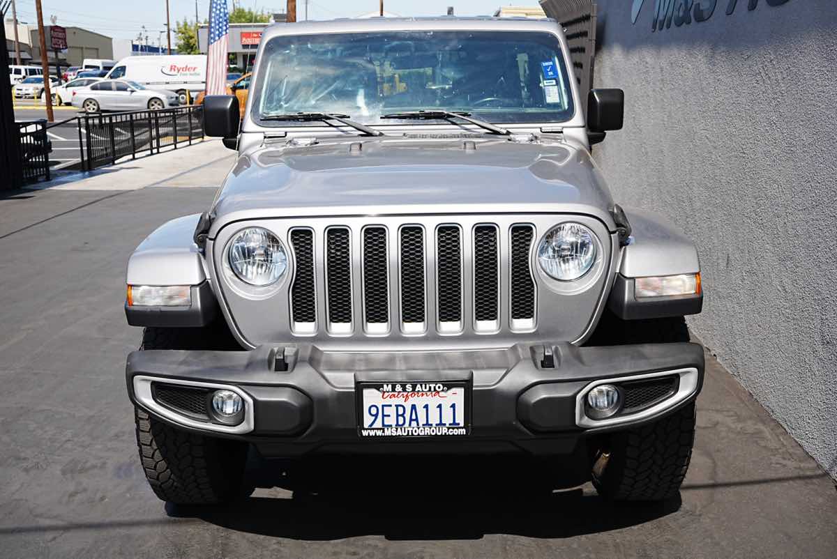 2020 Jeep Wrangler Unlimited Sahara photo 3