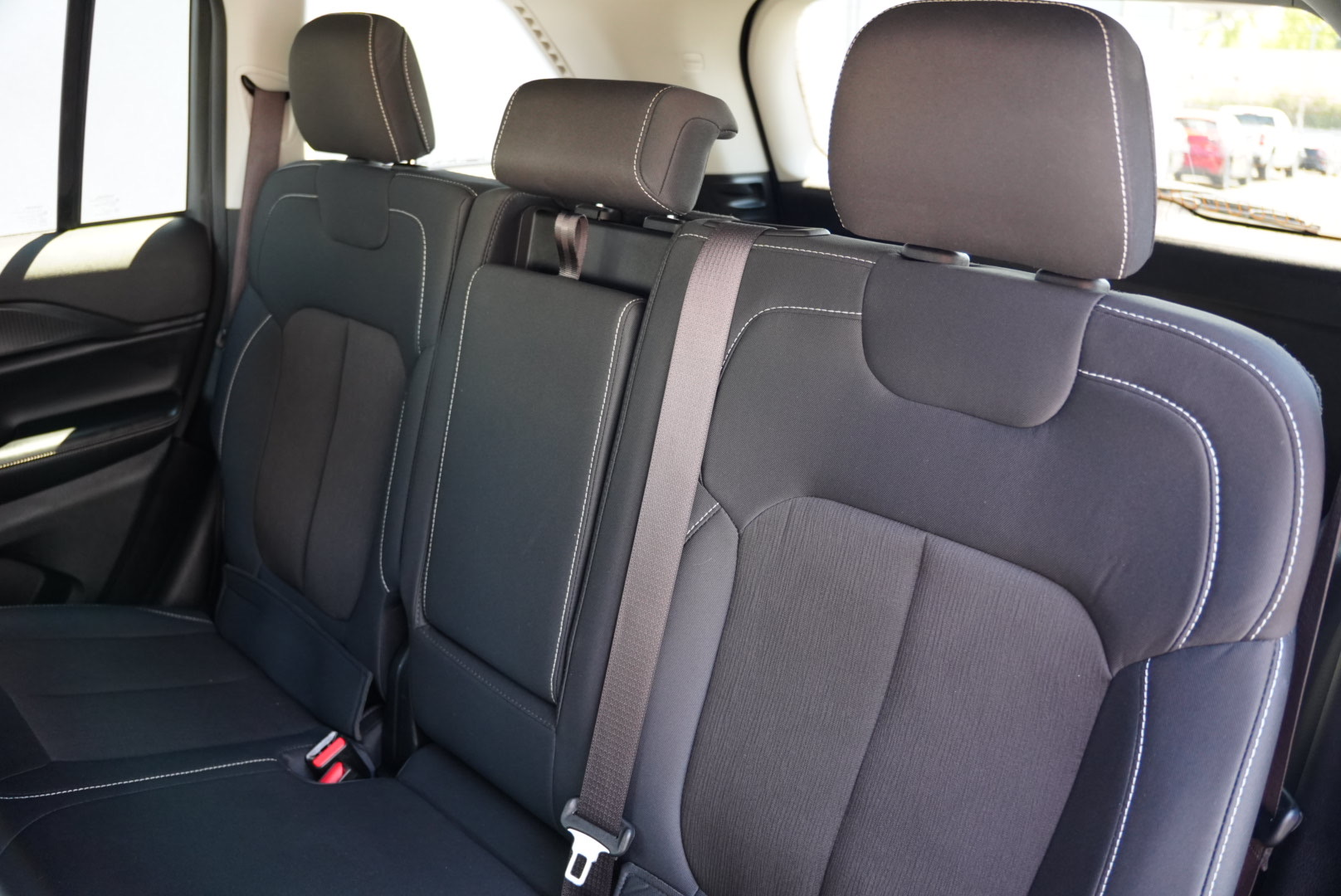 2023 Jeep Grand Cherokee Laredo Altitude photo 16