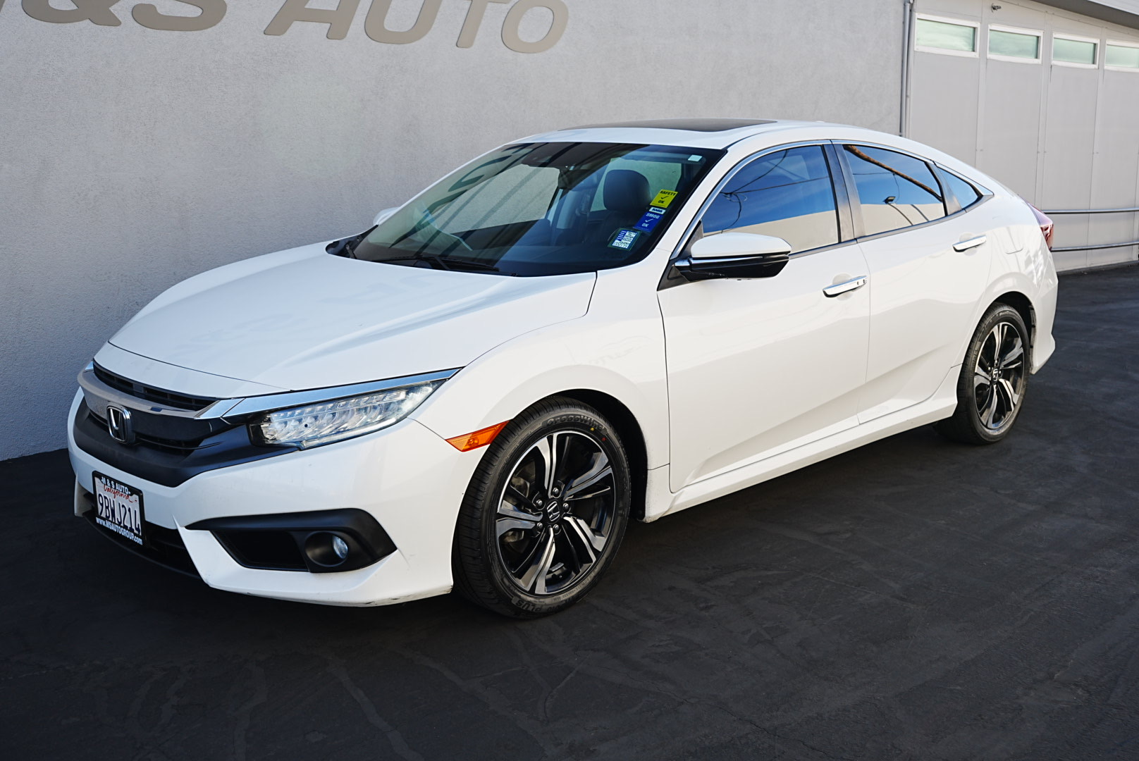 2016 Honda Civic Touring photo 6