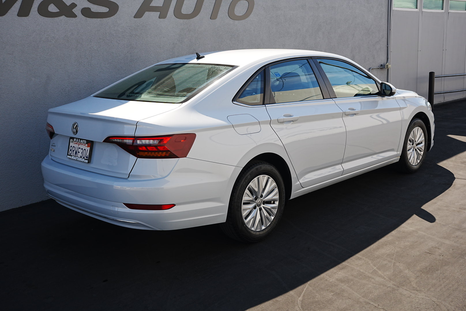 2019 Volkswagen Jetta SE R-Line photo 3