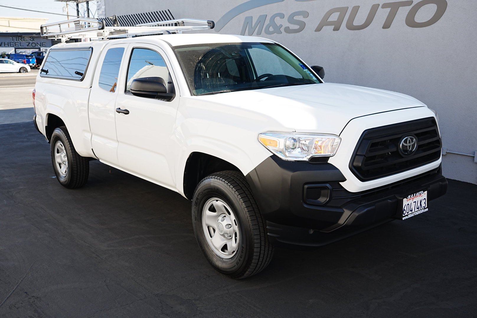 2021 Toyota Tacoma SR photo 3