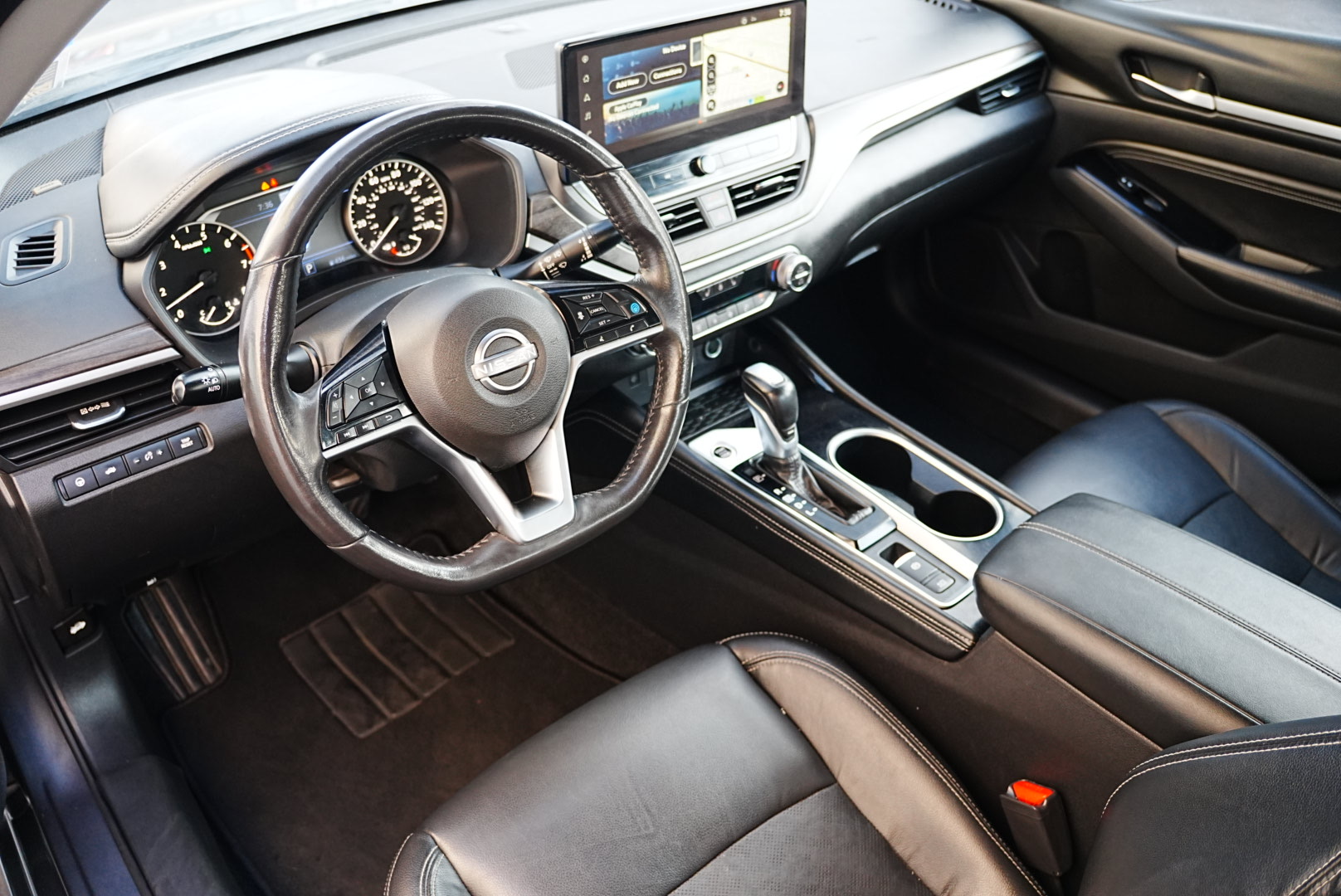 2023 Nissan Altima 2.5 SL photo 6
