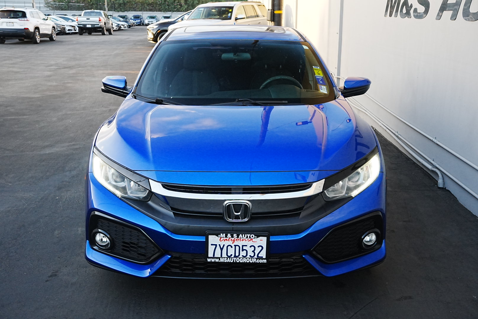 2017 Honda Civic Hatchback EX photo 2