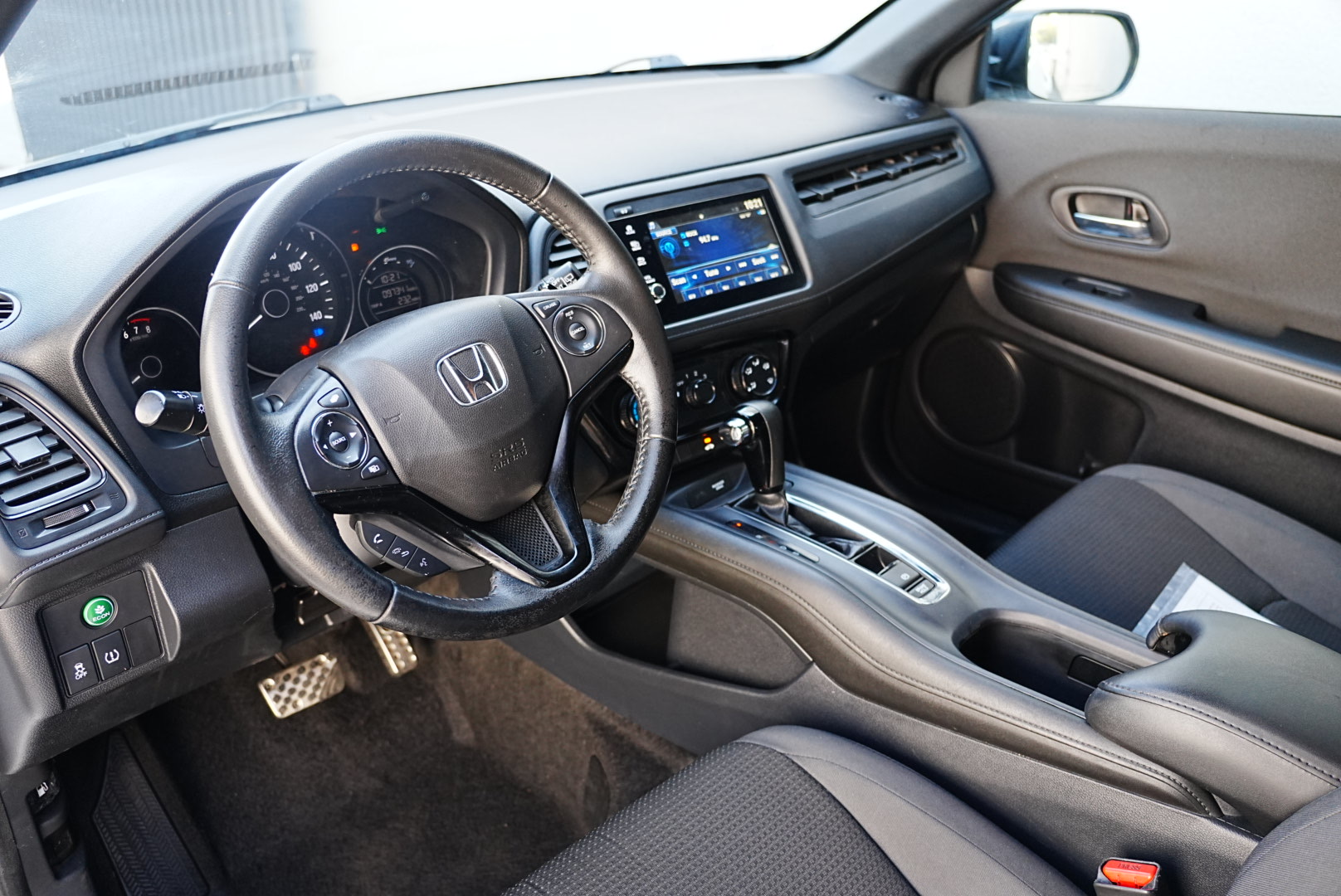 2021 Honda HR-V Sport photo 8