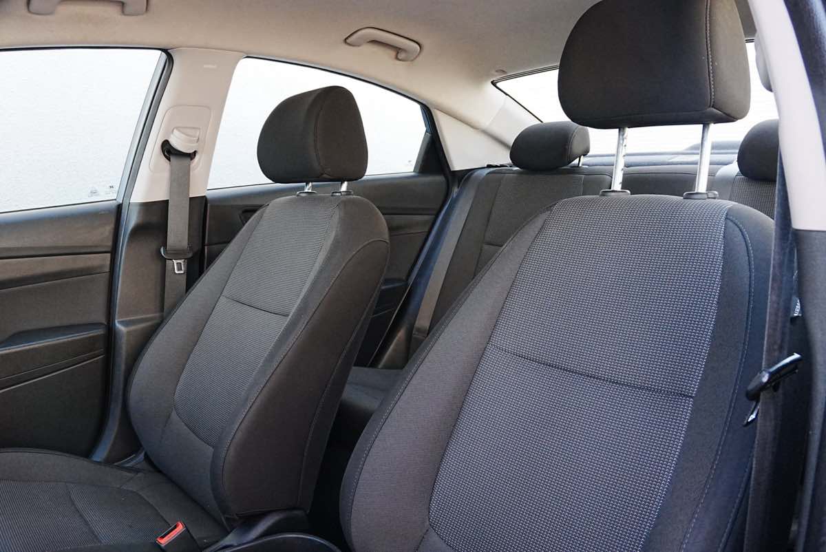 2020 Hyundai Accent SE photo 8