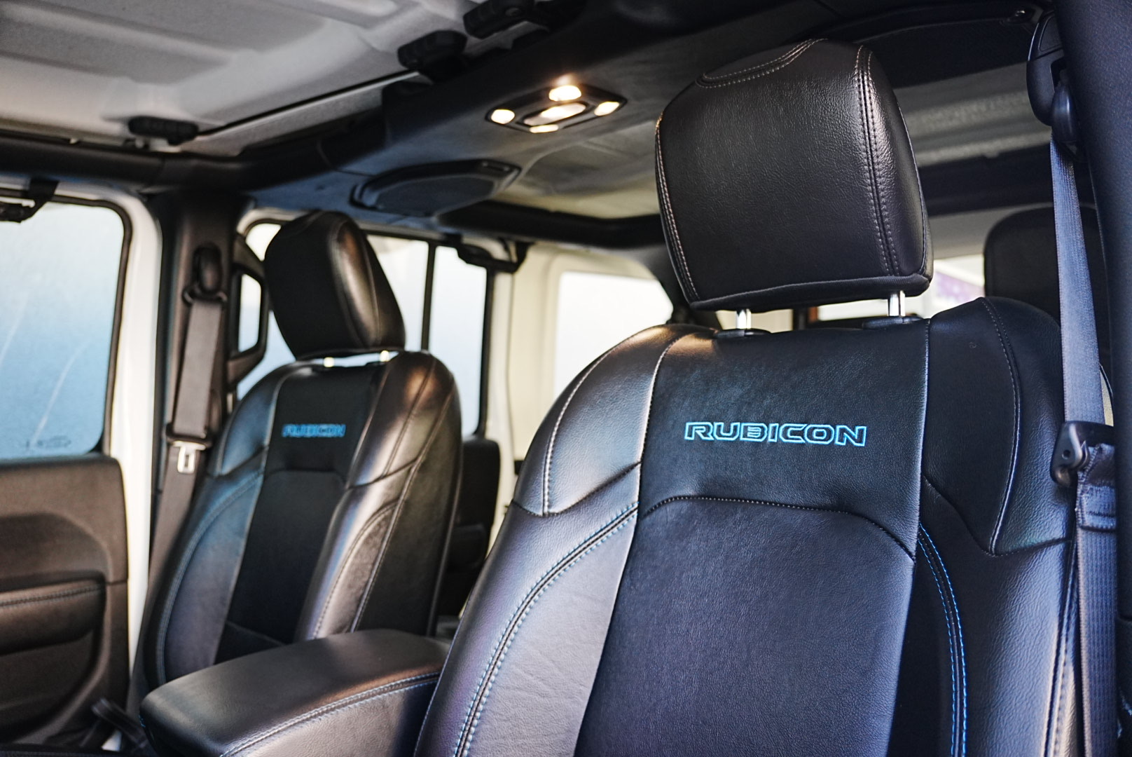 2022 Jeep Wrangler 4xe Unlimited Rubicon photo 9