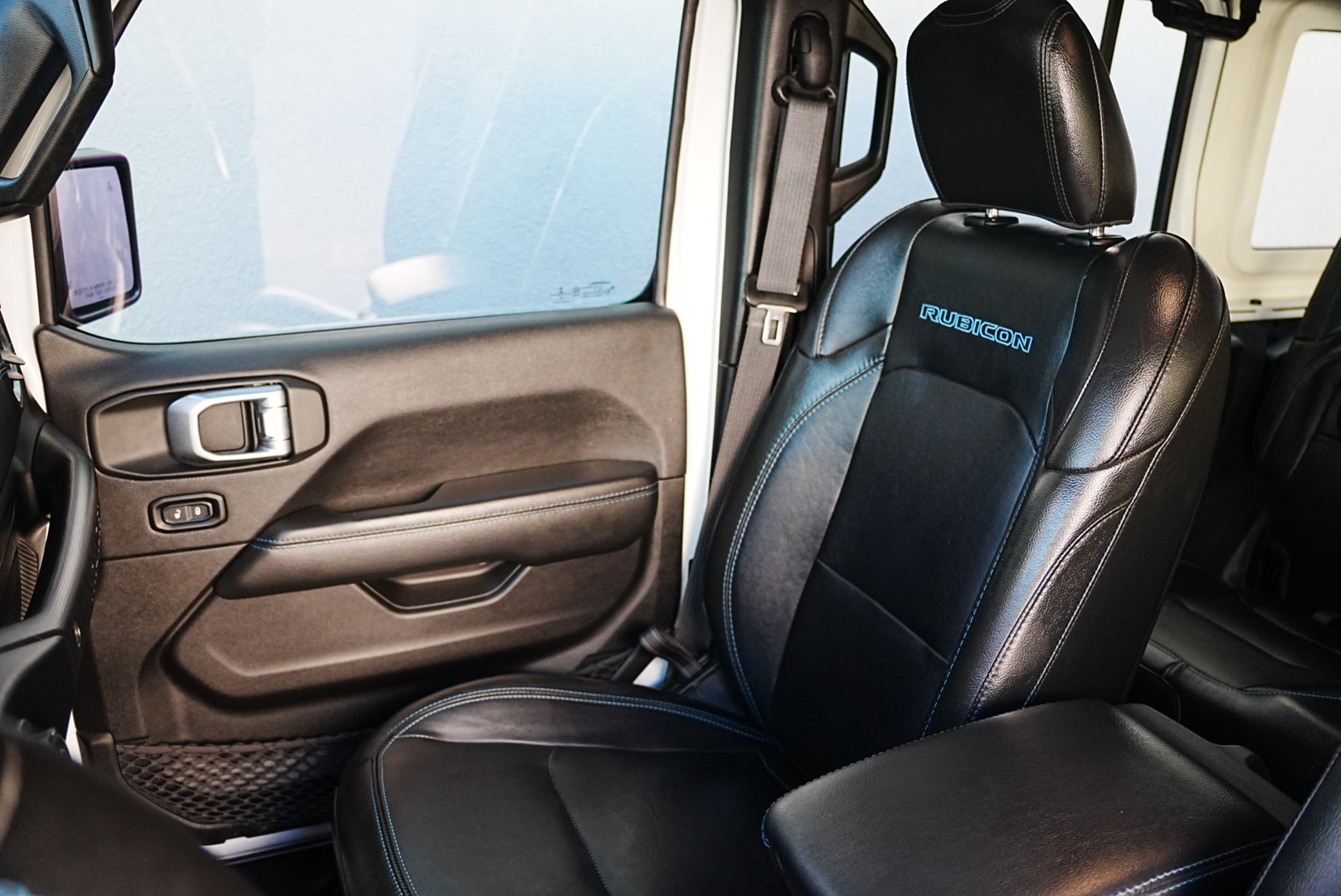 2022 Jeep Wrangler 4xe Unlimited Rubicon photo 10