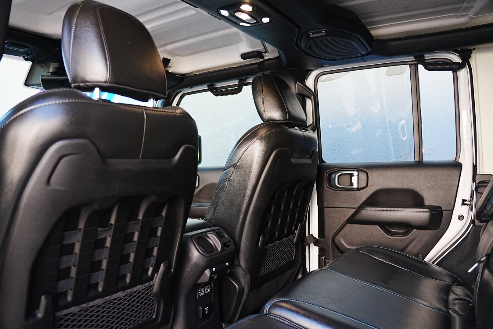 2022 Jeep Wrangler 4xe Unlimited Rubicon photo 11