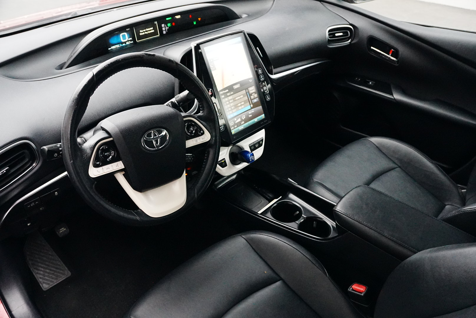 2018 Toyota Prius Prime Plus Premium Advanced photo 8