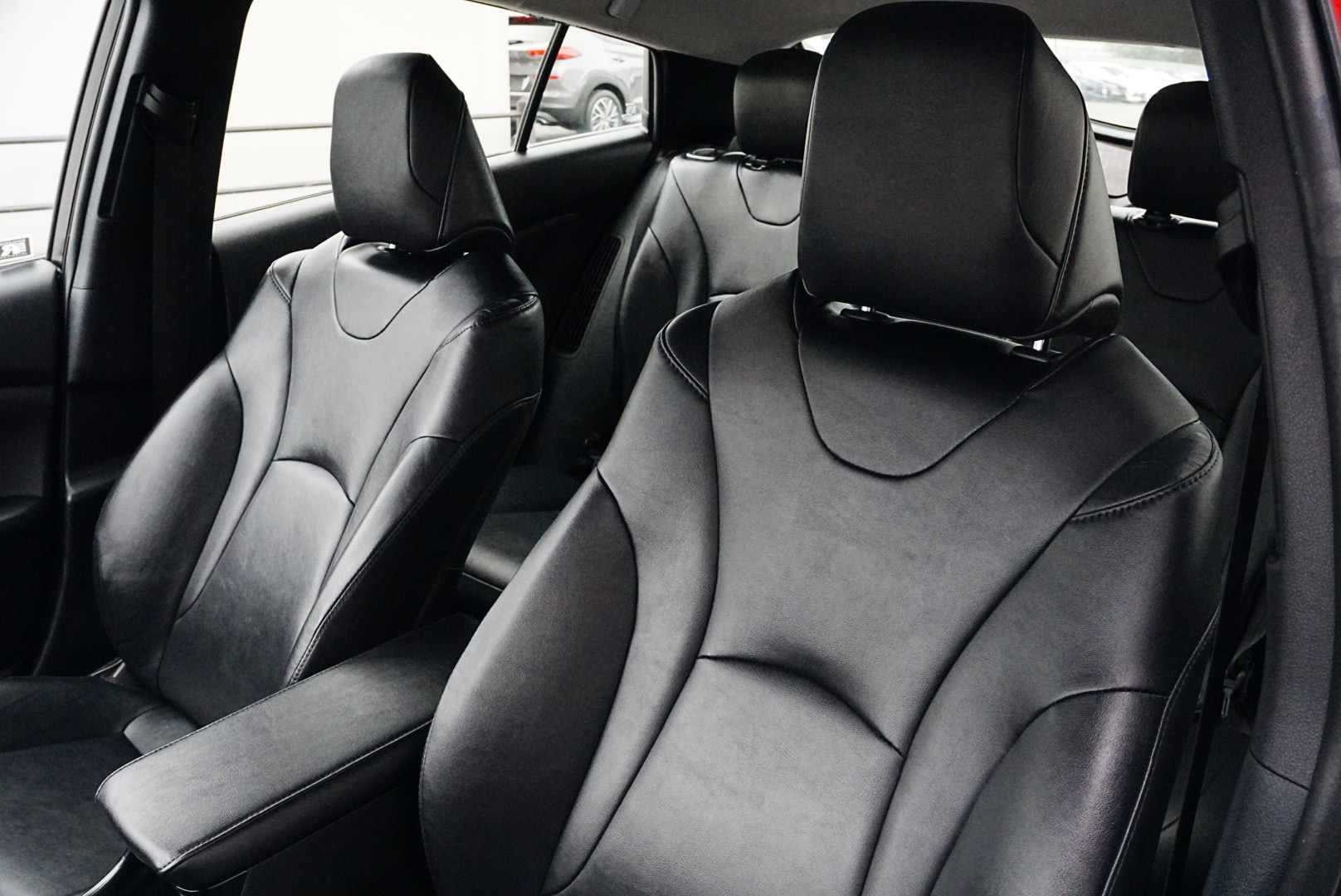2018 Toyota Prius Prime Plus Premium Advanced photo 10