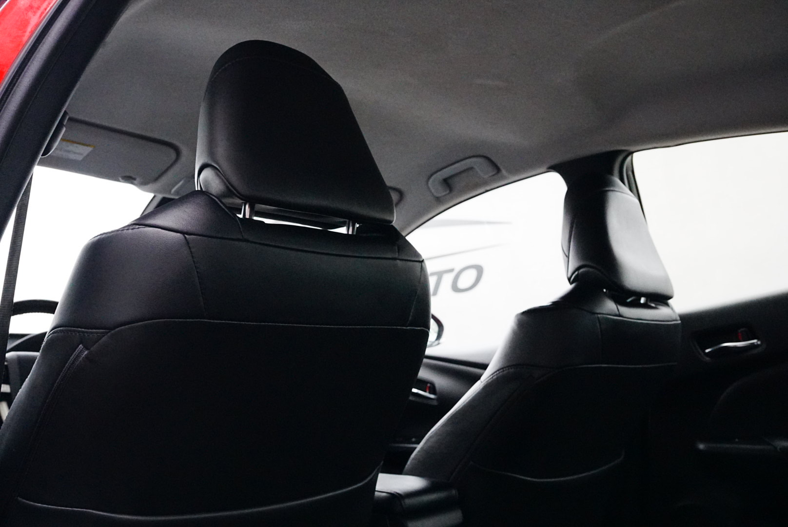 2018 Toyota Prius Prime Plus Premium Advanced photo 12