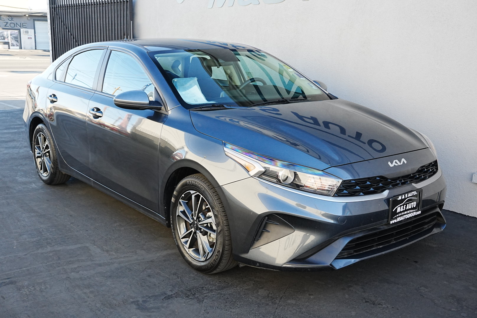 2024 Kia Forte LXS photo 3
