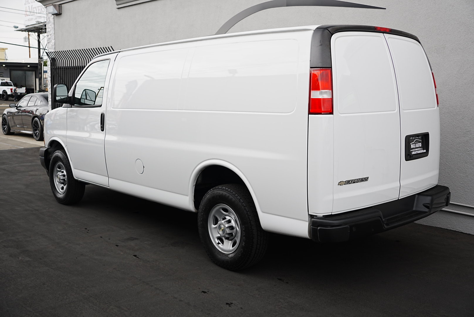 2021 Chevrolet Express Cargo Van photo 6