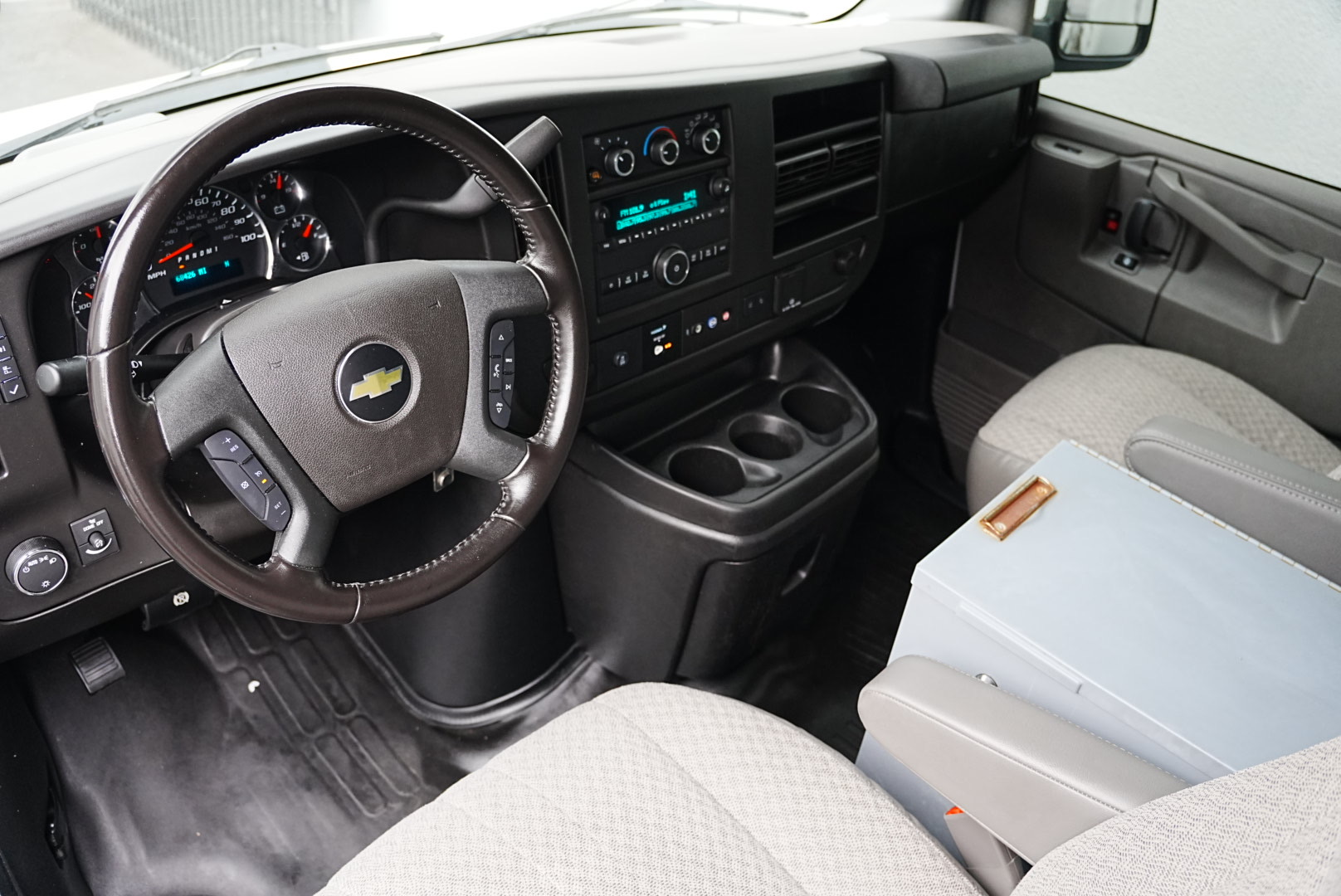 2021 Chevrolet Express Cargo Van photo 8