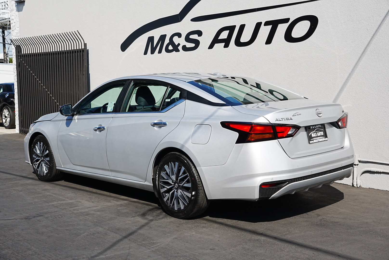 2024 Nissan Altima SV photo 5