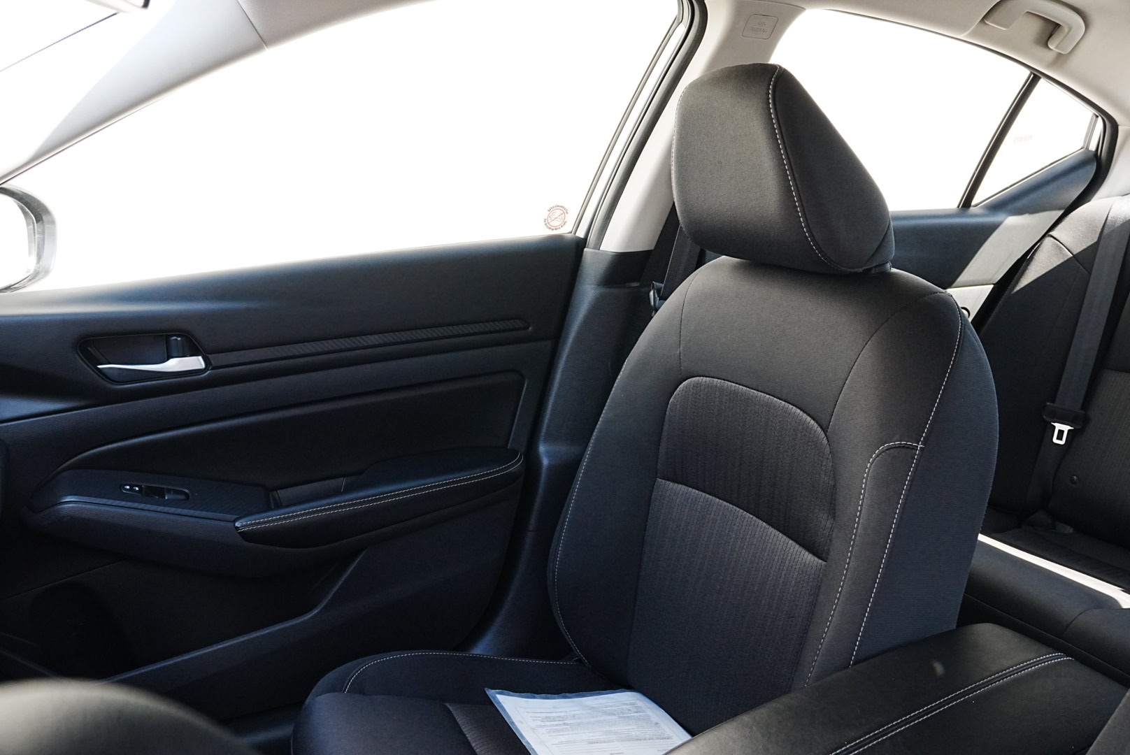2024 Nissan Altima SV photo 9
