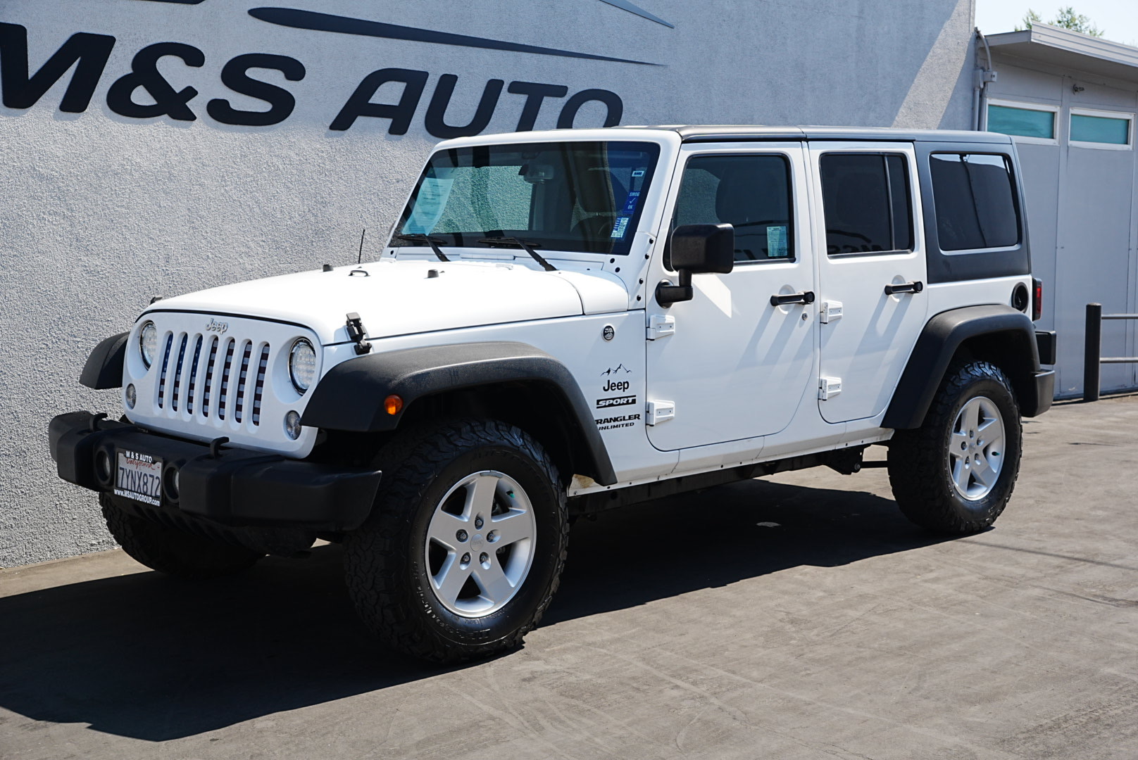 2017 Jeep Wrangler Unlimited Sport photo 7