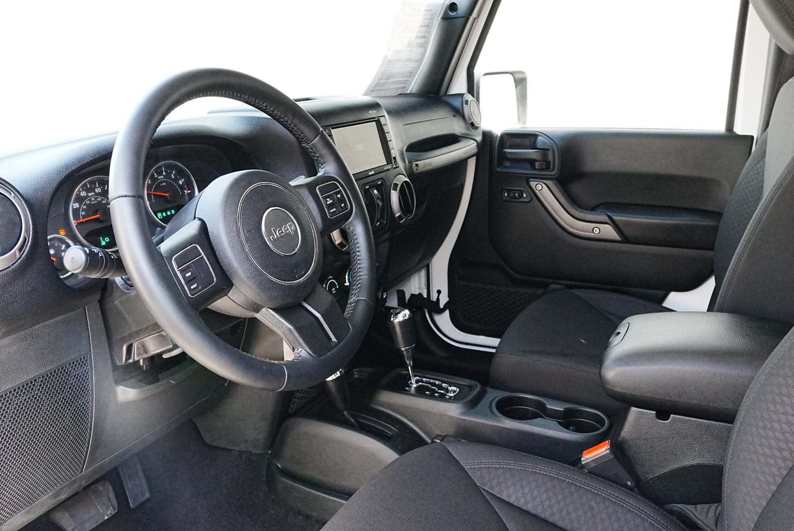 2017 Jeep Wrangler Unlimited Sport photo 8