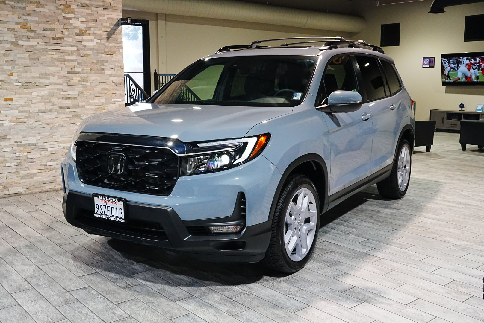 2025 Honda Passport EX-L photo 3