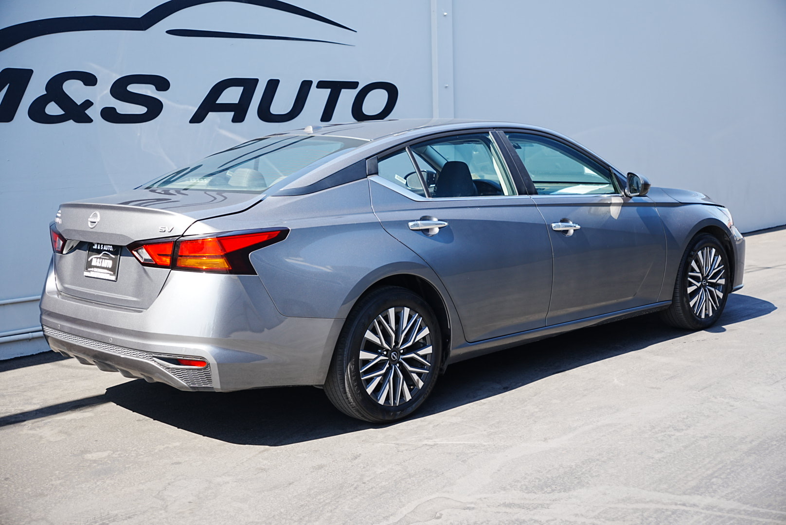 2024 Nissan Altima 2.5 SV photo 3