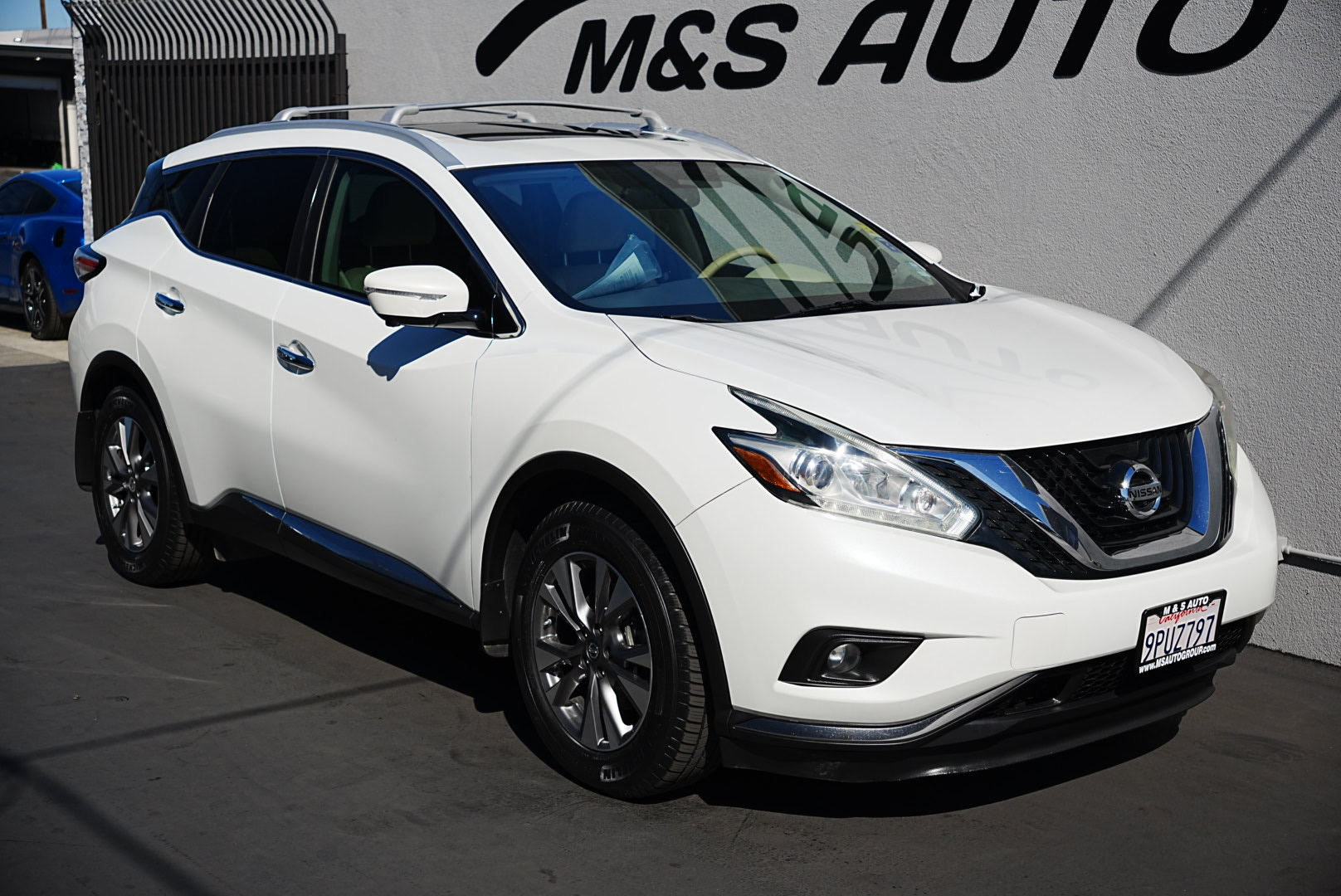 2015 Nissan Murano SL photo 3