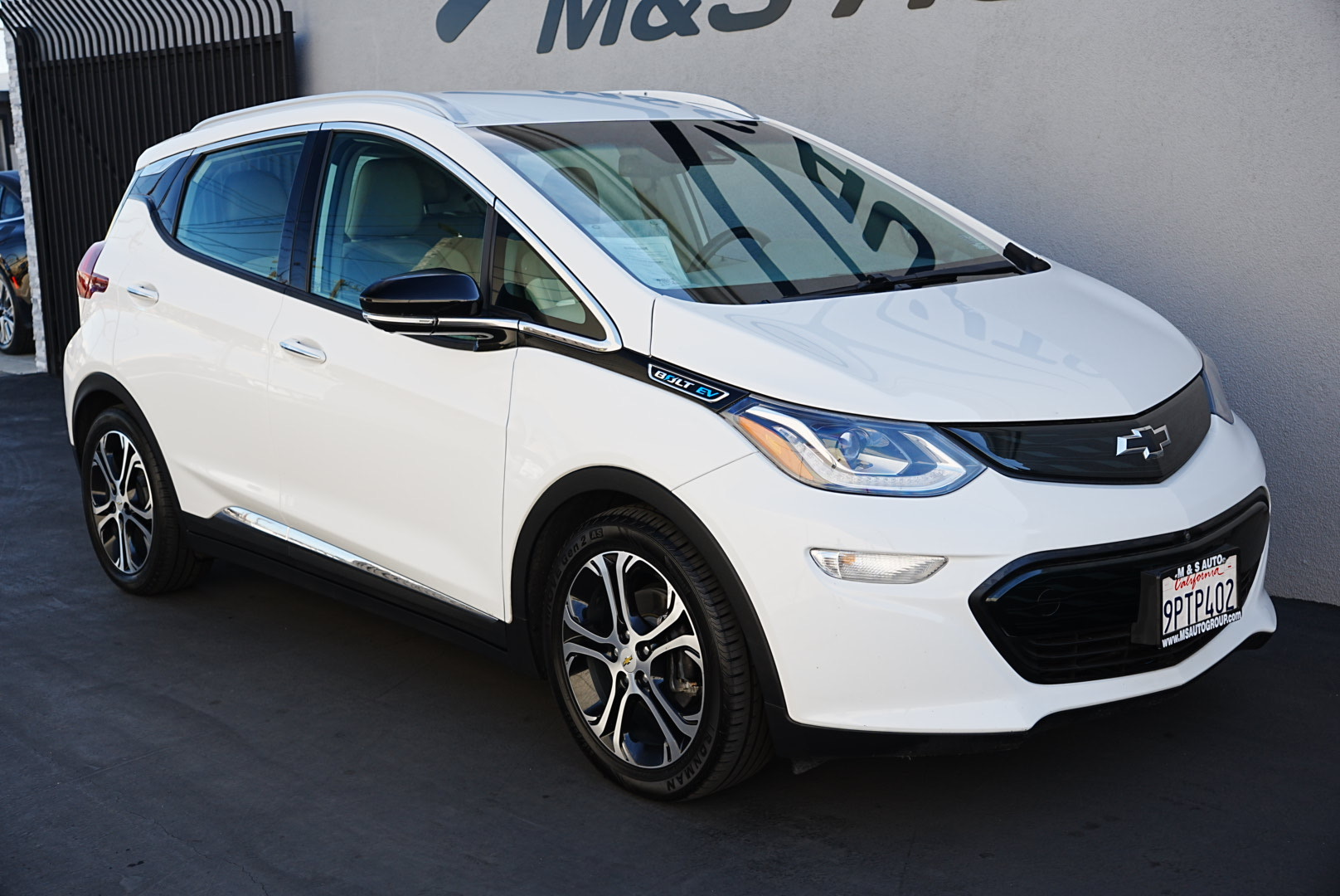 2019 Chevrolet Bolt EV Premier photo 3