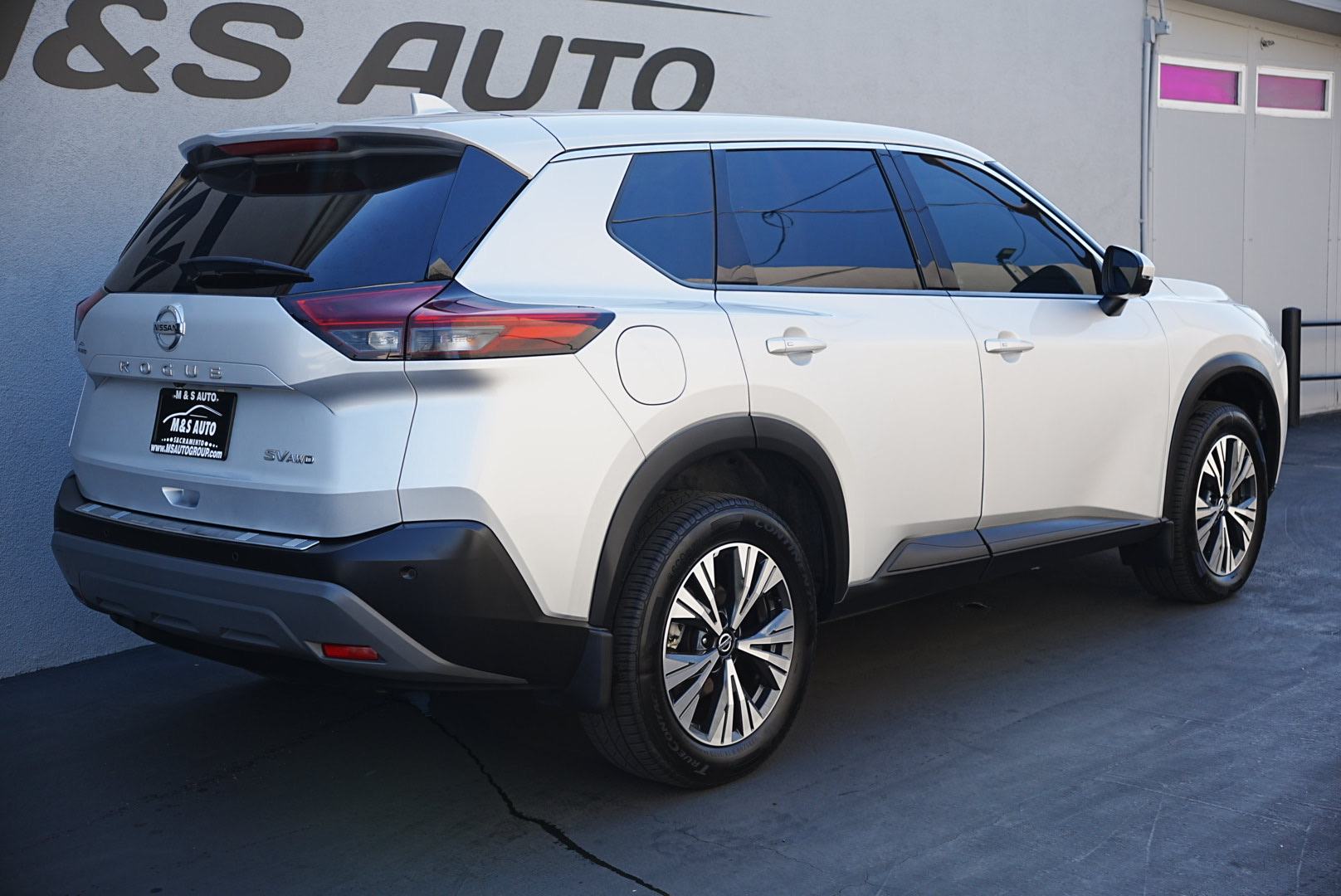 2021 Nissan Rogue SV photo 4