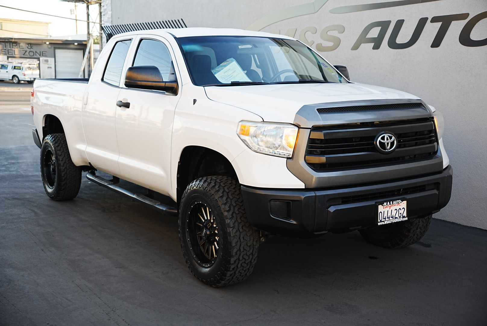 2017 Toyota Tundra SR photo 3