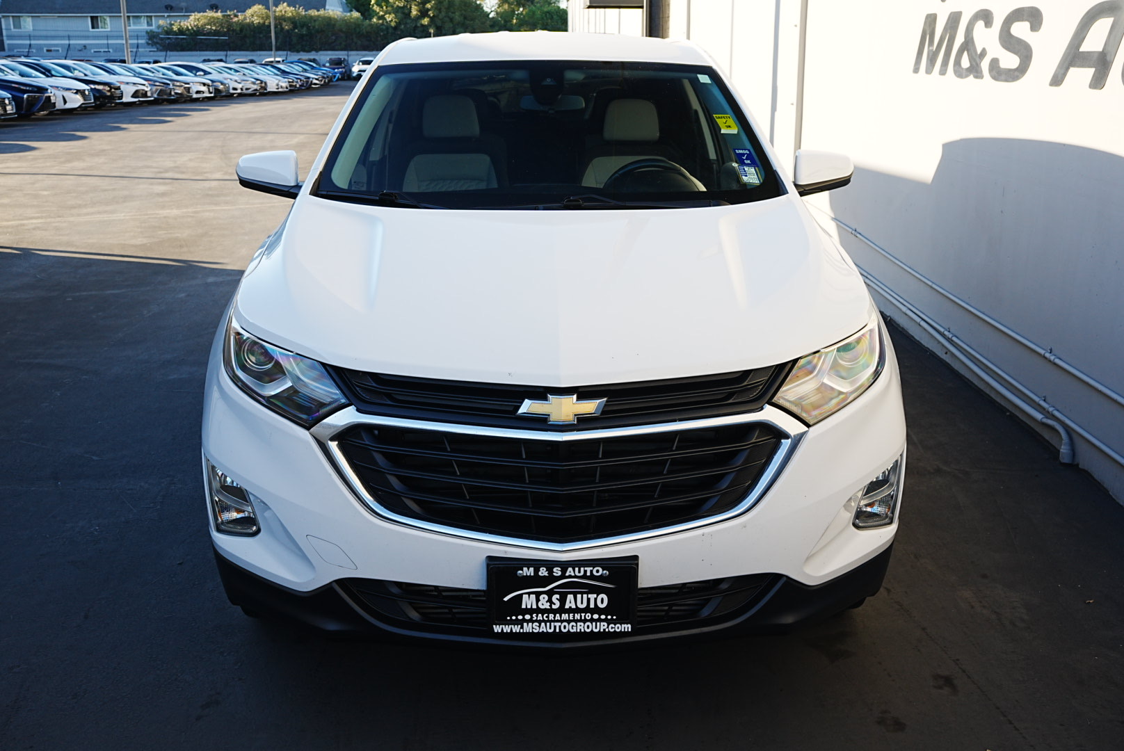 2021 Chevrolet Equinox LT photo 2