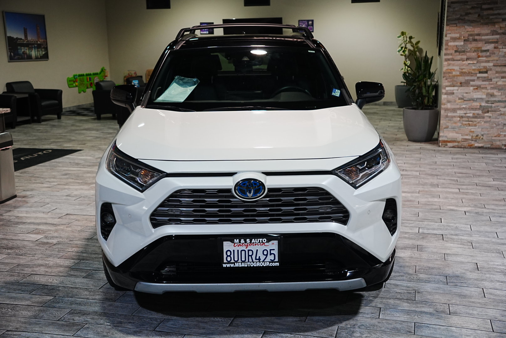 2021 Toyota RAV4 Hybrid XSE photo 3