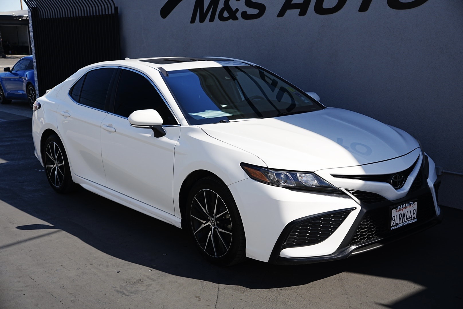 2024 Toyota Camry SE photo 3